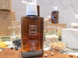 白髪もケアできるアミノ酸シャンプーharuは家族にも絶賛のオールインワンシャンプーです