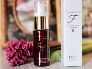 50代の今あるシミとたるみを改善してくれるプラセンタ＋サイタイのWパワーの美容液