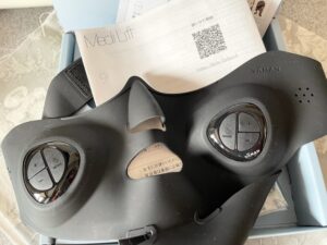 フェースラインがキュッ!たった10分つけるだけの簡単美顔器「メディリフト」は私の必需品です