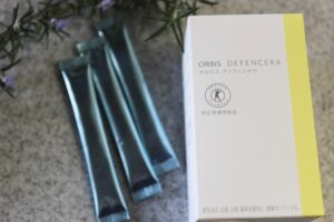 肌の水分を逃しにくくするオルビスのインナーケアー「ディフェンセラ」はトクホの商品です